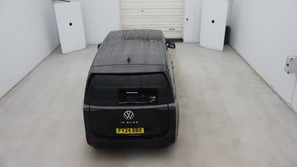 Volkswagen ID.Buzz Pro 77Kwh Life Mpv 204 Ps Black #4