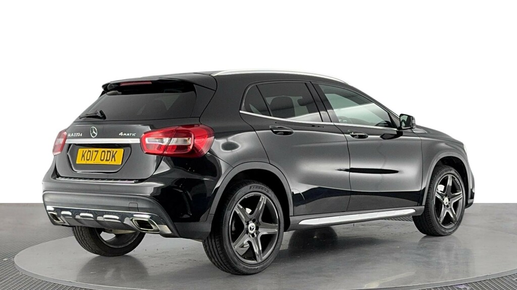 Mercedes-Benz GLA Class 2.1 Gla220d Amg Line Suv 7G-dct 4Matic Black #4