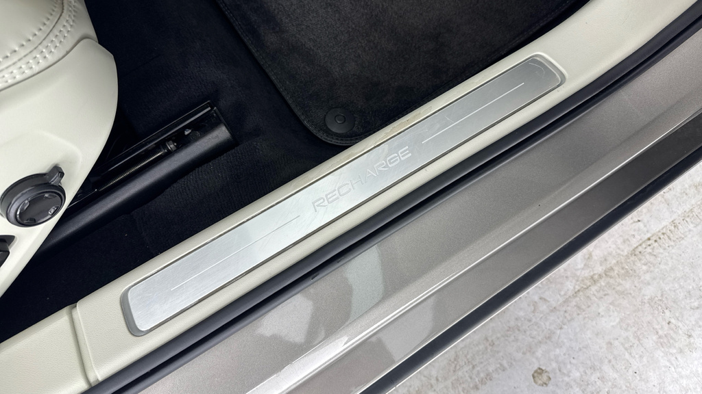 Volvo V90 2.0 B4d Momentum Blue #19