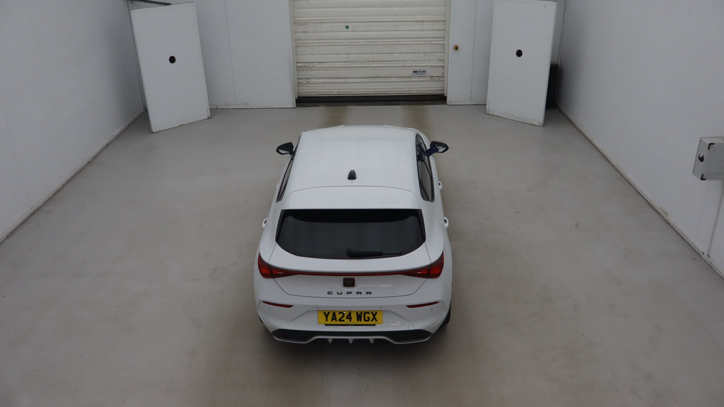 Cupra Leon 1.5 Etsi Evo V1 Hatchback Hybrid Dsg Eu White #2