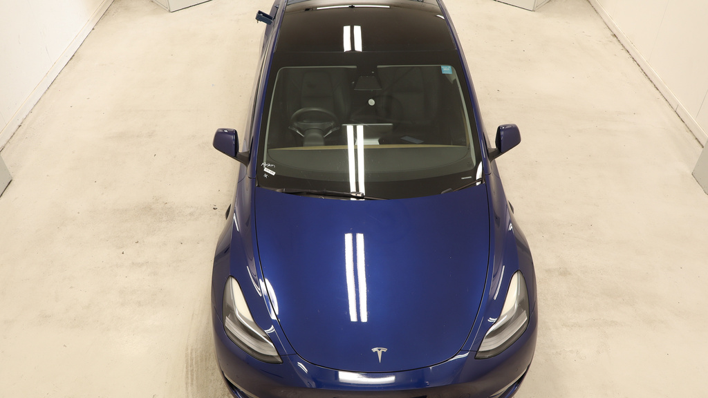 Tesla Model Y Dual Motor Long Range Suv 4Wde Blue