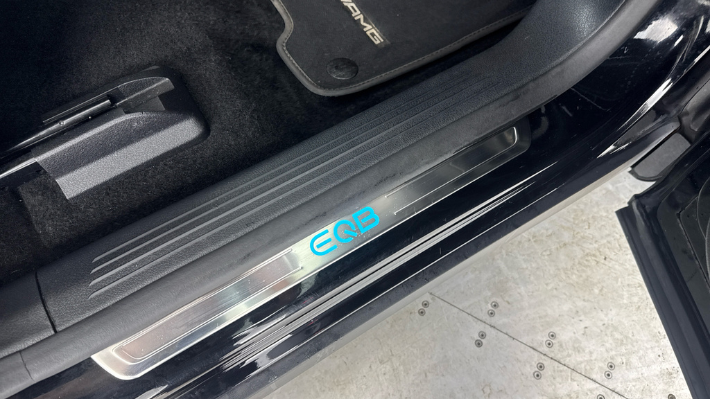 Mercedes-Benz EQB Suv Black #18