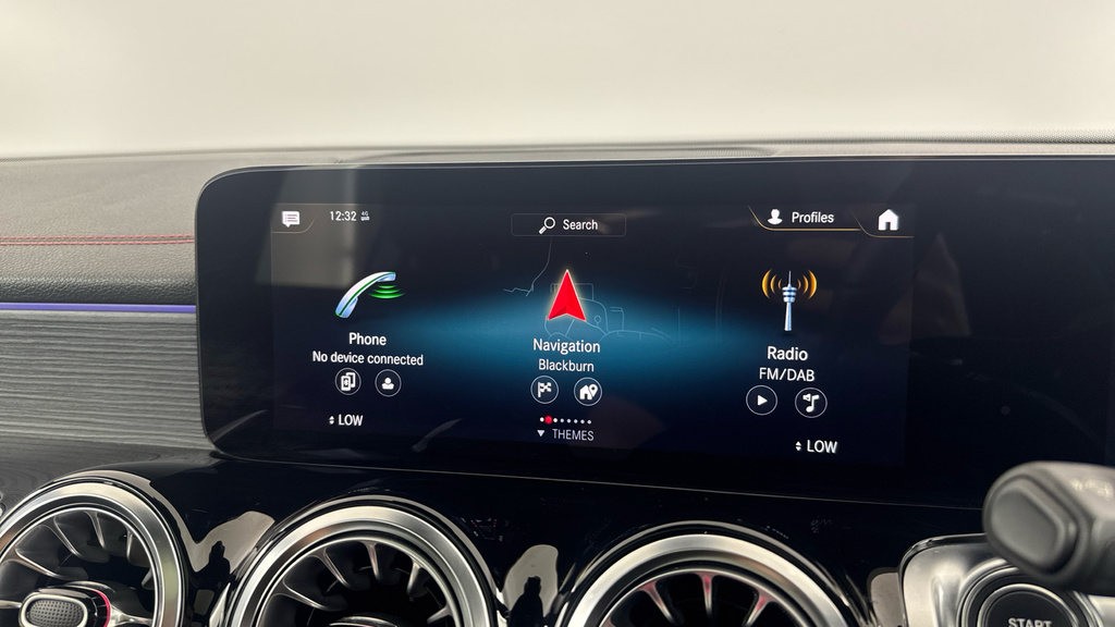 Mercedes-Benz EQB Suv Black #12
