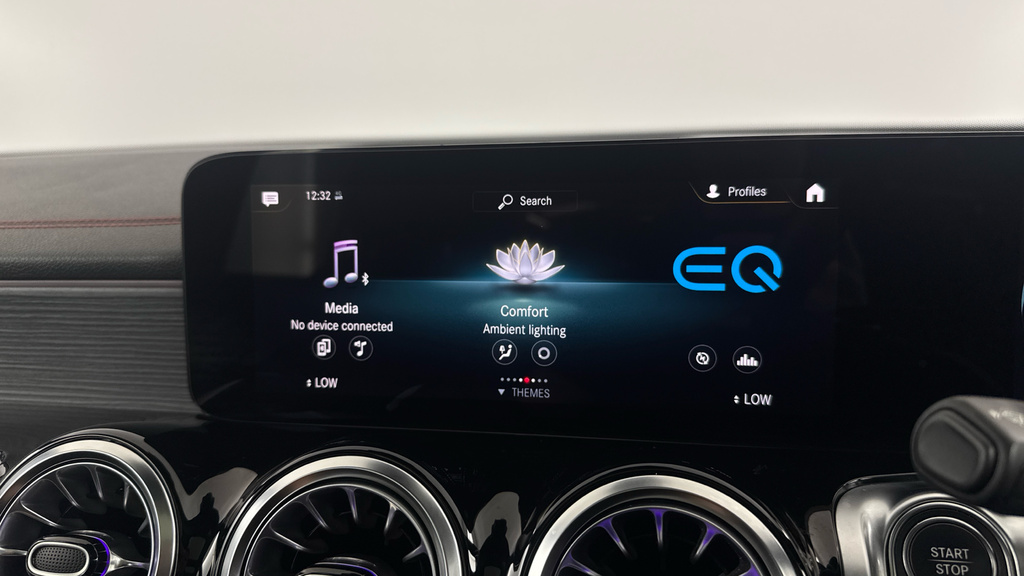 Mercedes-Benz EQB Suv Black #30