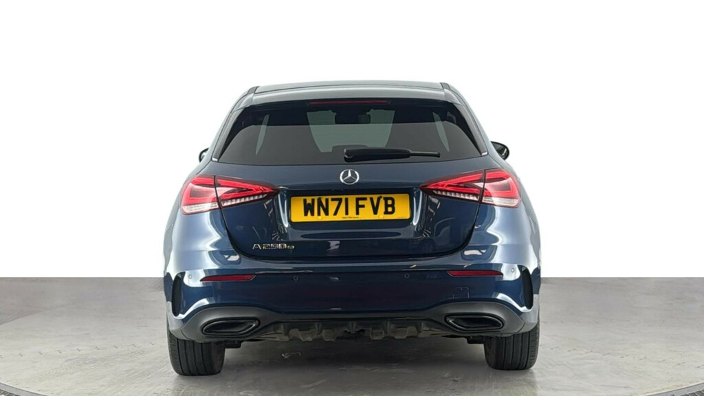 Mercedes-Benz A Class 1.3 A250e 15.6Kwh Amg Line Edition Executive Hat Blue #5