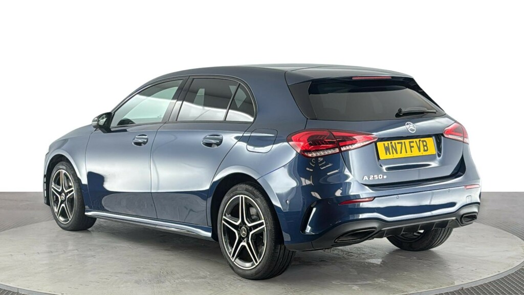Mercedes-Benz A Class 1.3 A250e 15.6Kwh Amg Line Edition Executive Hat Blue #6