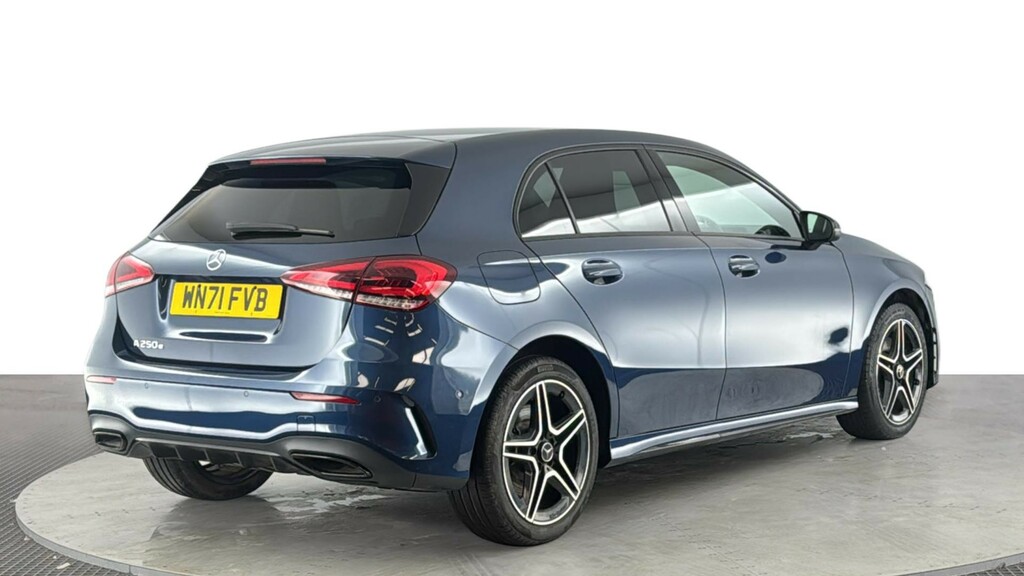 Mercedes-Benz A Class 1.3 A250e 15.6Kwh Amg Line Edition Executive Hat Blue #4
