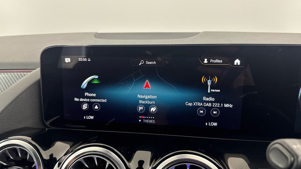 Mercedes-Benz GLA Class Gla 250E Amg Line Executive White #12