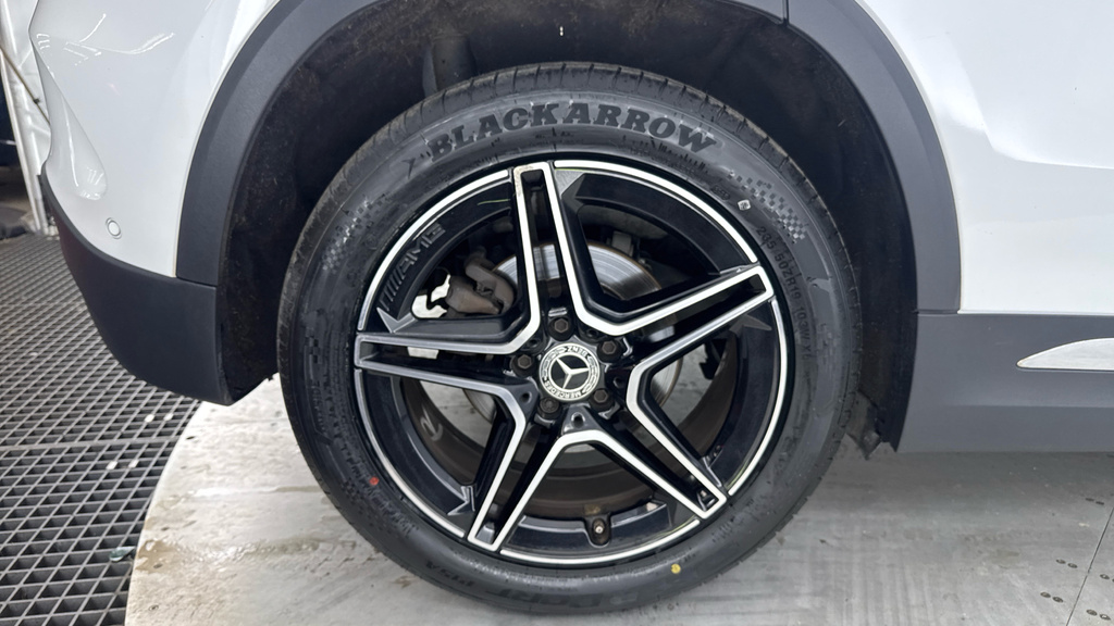 Mercedes-Benz GLA Class Gla 250E Amg Line Executive White #20
