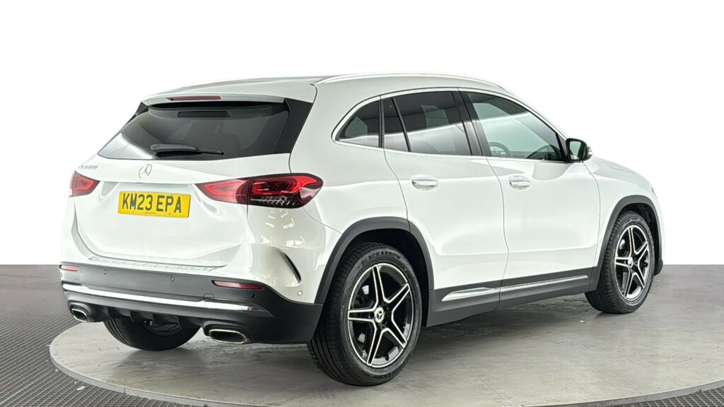 Mercedes-Benz GLA Class 1.3 Gla200 Amg Line Premium Suv 7G-dc White #4