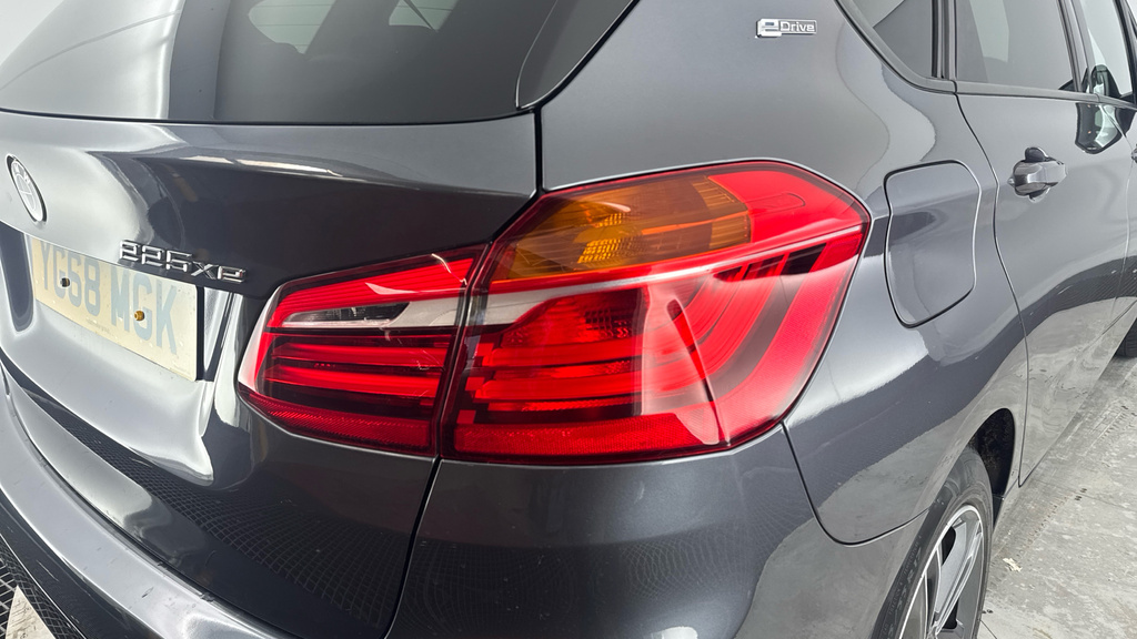 BMW 2 Series Active Tourer 218I Se White #20
