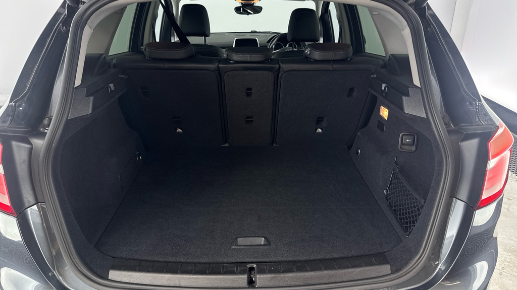 BMW 2 Series Active Tourer 218I Se White #15