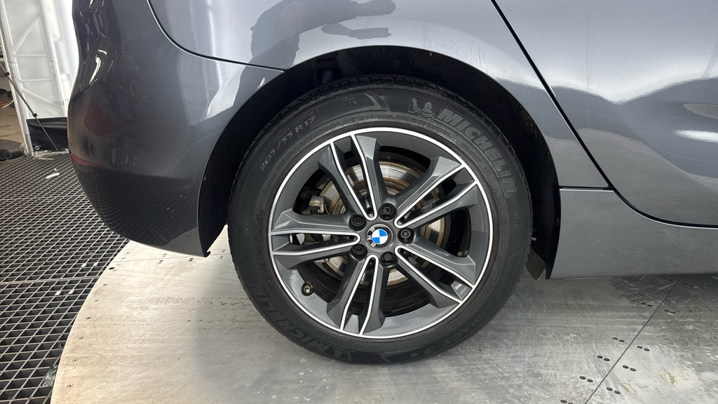 BMW 2 Series Active Tourer 218I Se White #21