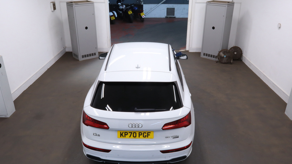 Audi Q5 2.0 Tfsie 50 Black Edition Suv Plug-in White