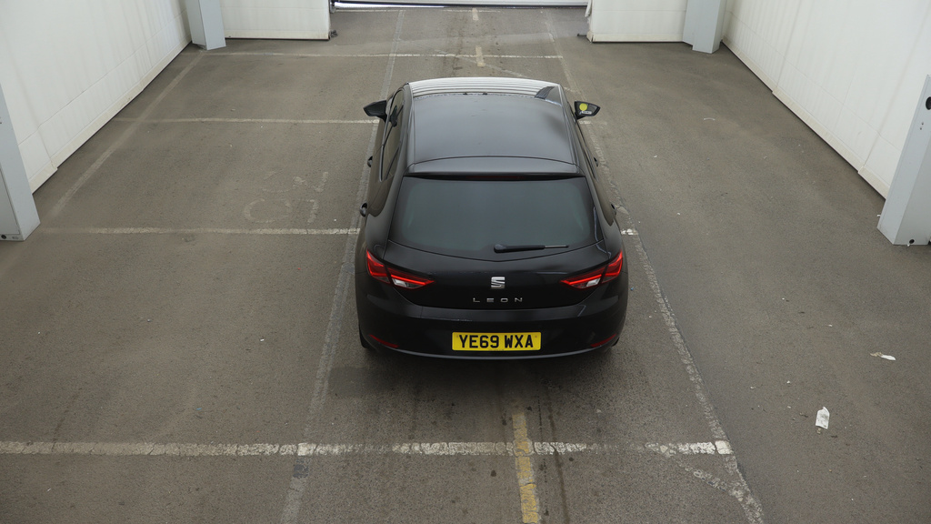 Seat Leon 1.5 Tsi Evo Se Dynamic Hatchback Black #2