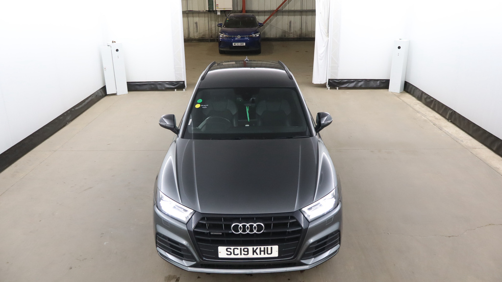 Audi Q5 2.0 Tdi 40 Black Edition Suv S Tronic Q Grey #4