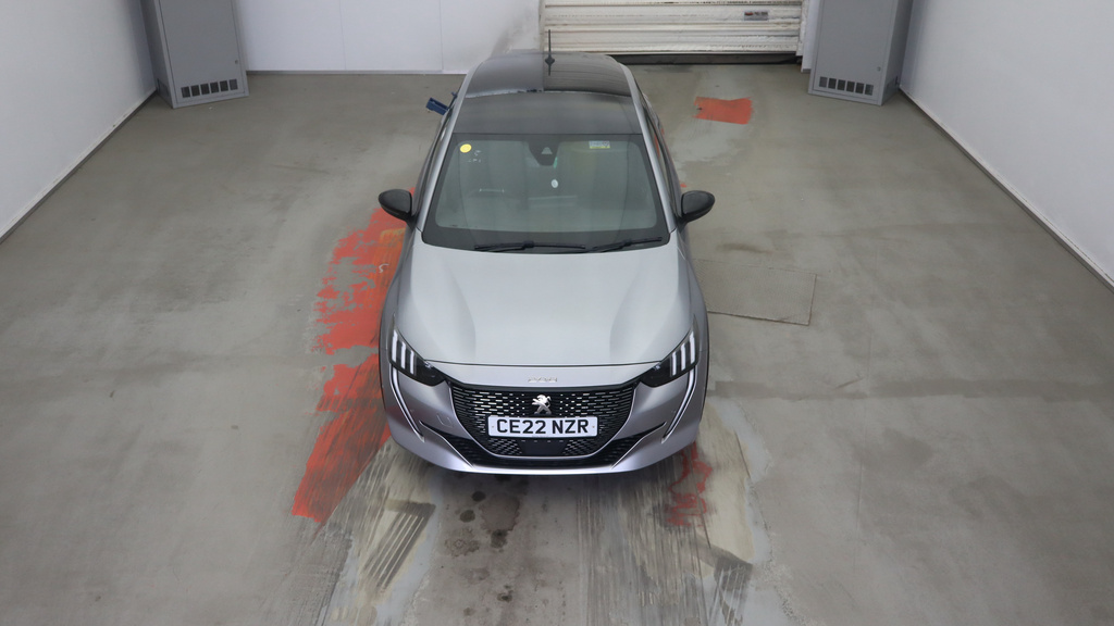 Peugeot 208 1.2 Puretech Active Premium Grey #1