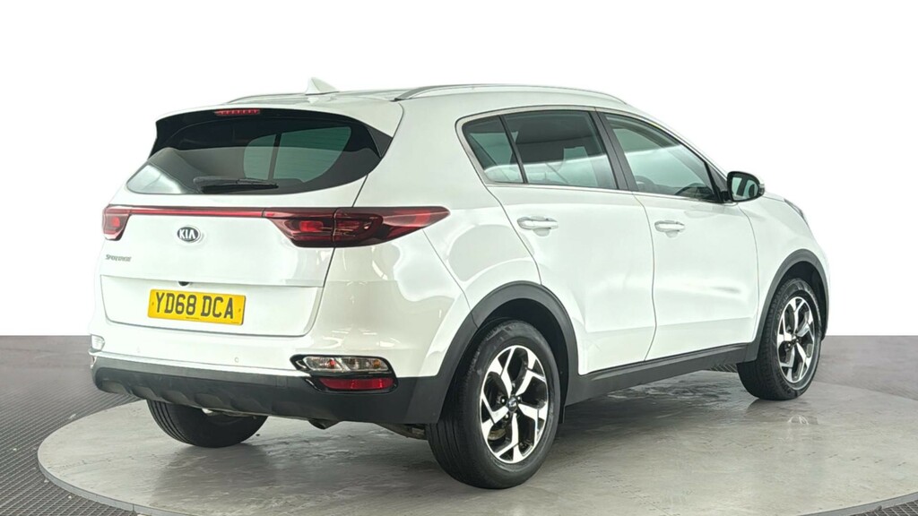 Kia Sportage 1.6 Gdi 2 Suv Euro 6 Ss 130 White #4