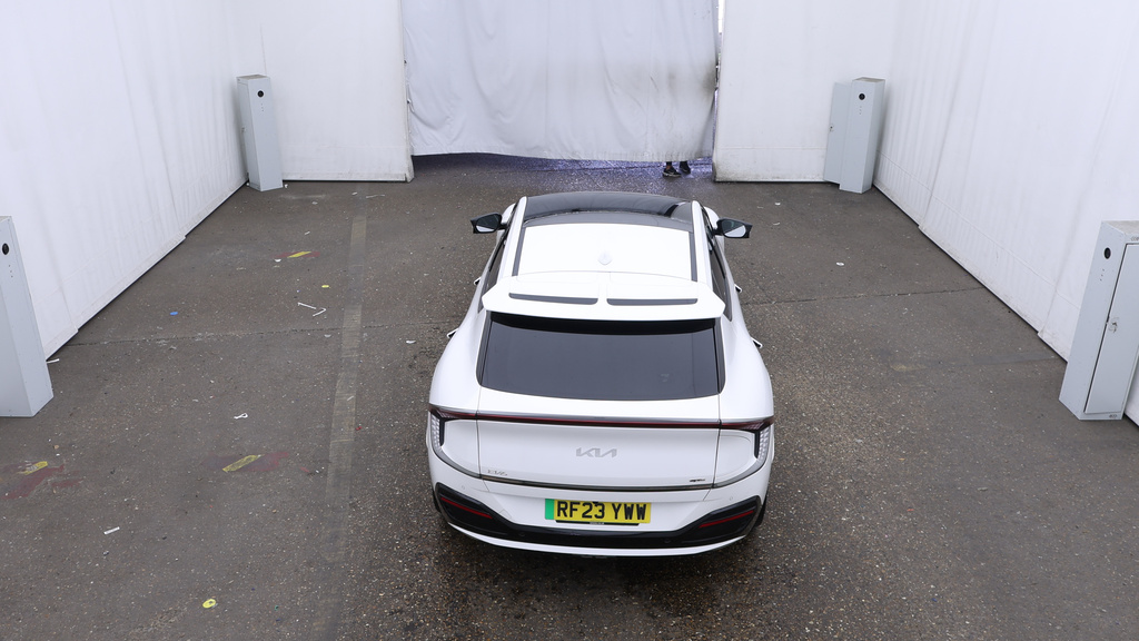 Kia EV6 77.4Kwh Gt-line S Hatchback 225 White #2