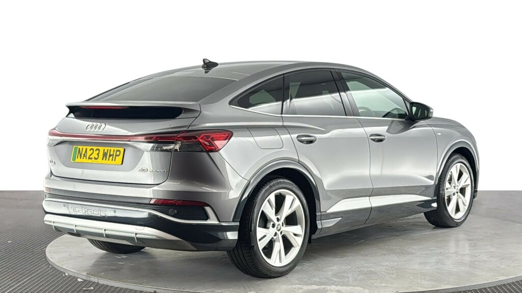 Audi Q4 E Tron 40 S Line Sportback 82Kwh 204 P Grey #4