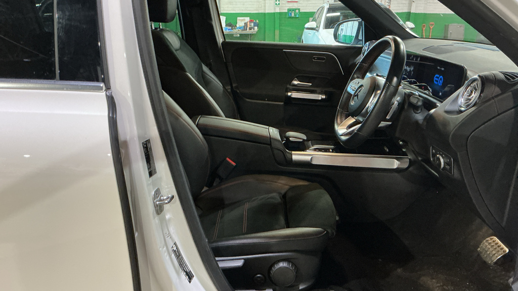 Mercedes-Benz EQB Eqb 300 66.5Kwh Amg Line Suv 4Ma White #4
