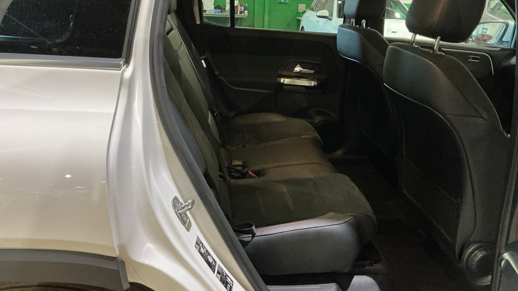 Mercedes-Benz EQB Eqb 300 66.5Kwh Amg Line Suv 4Ma White #3