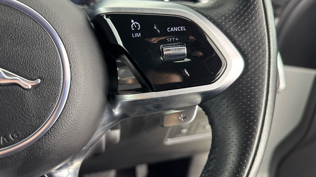 Jaguar F-Pace Jaguar Estate 2.0 P250 R-dynamic Hse Awd  #30