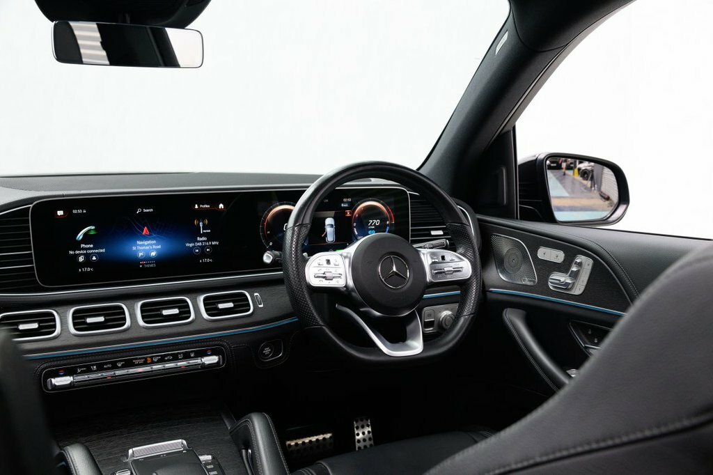 Mercedes-Benz GLE Class 2L Amg Line Black #3