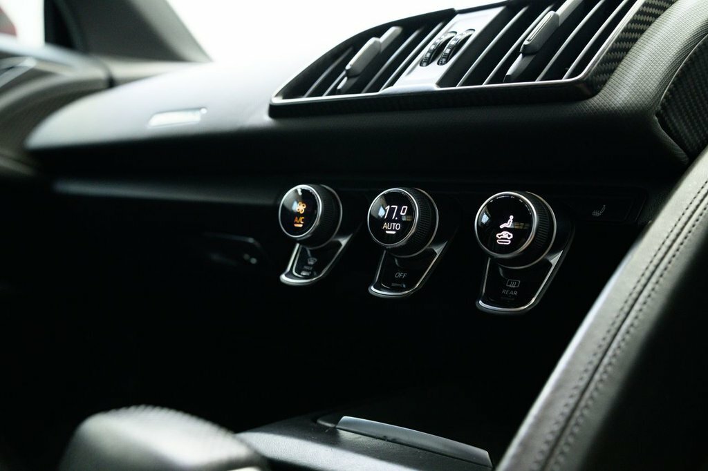 Audi R8 5.2 Fsi V10 Spyder S Tronic Quattro Eur Black #47