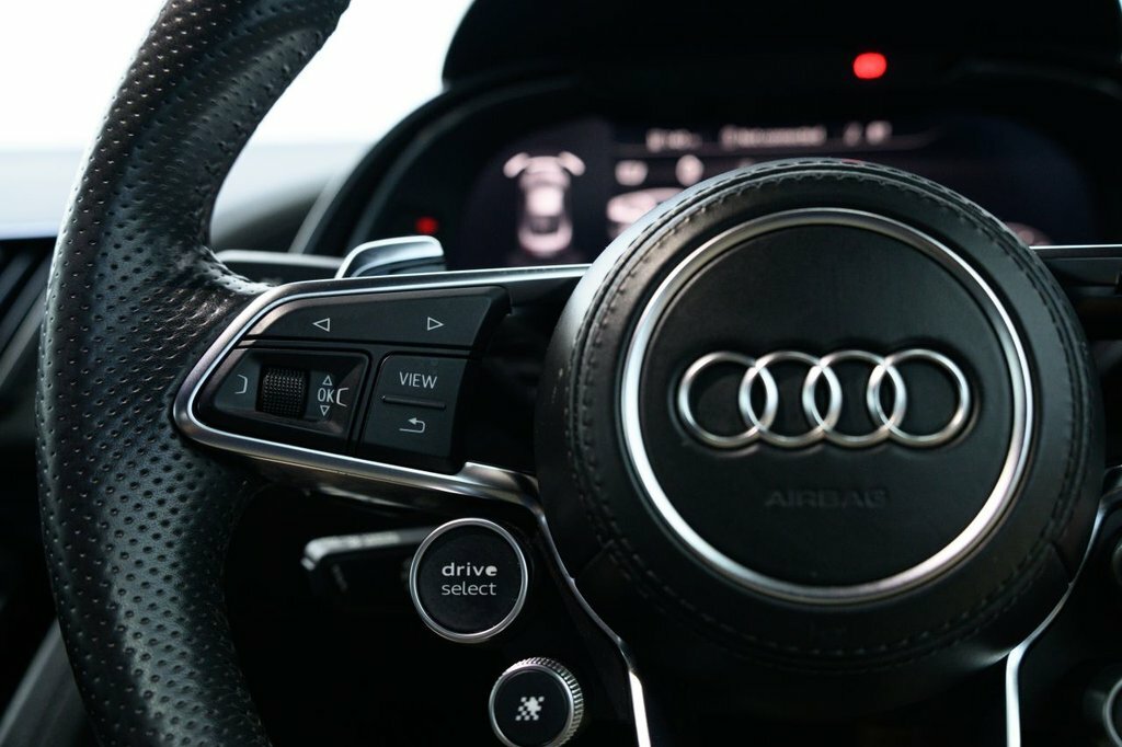 Audi R8 5.2 Fsi V10 Spyder S Tronic Quattro Eur Black #38