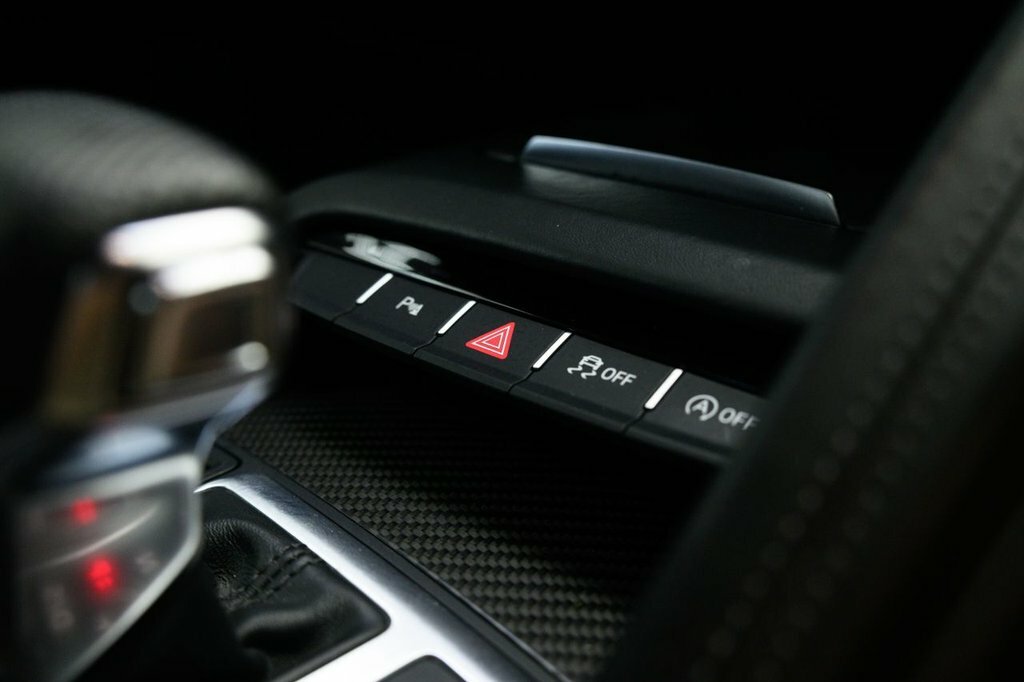Audi R8 5.2 Fsi V10 Spyder S Tronic Quattro Eur Black #45