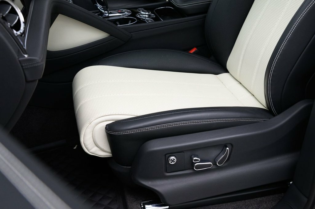 Bentley Bentayga 4.0 V8 S Black Edition Suv 4Wd Eur YP74UKG Black #52