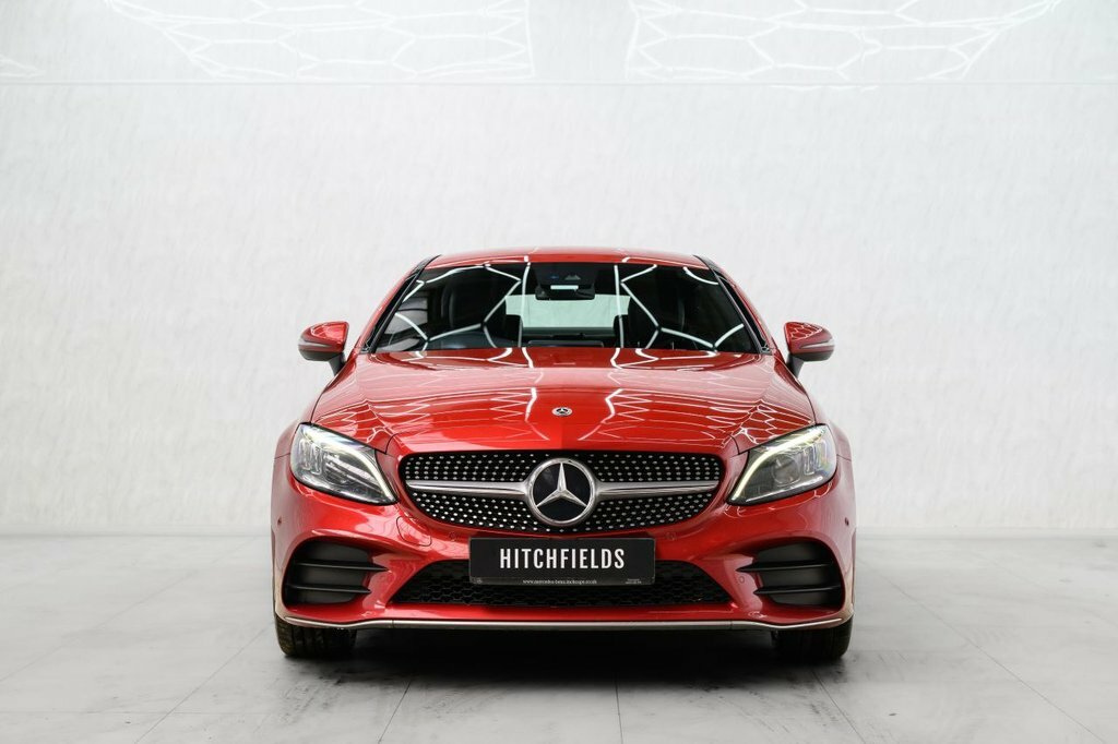 Mercedes-Benz C Class 2L Amg Line Red #4