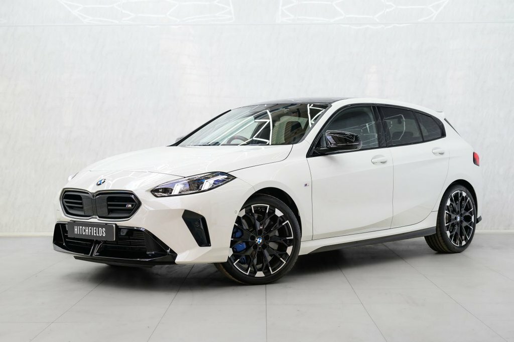 BMW 1 Series Hatchback MA26WHN White #6