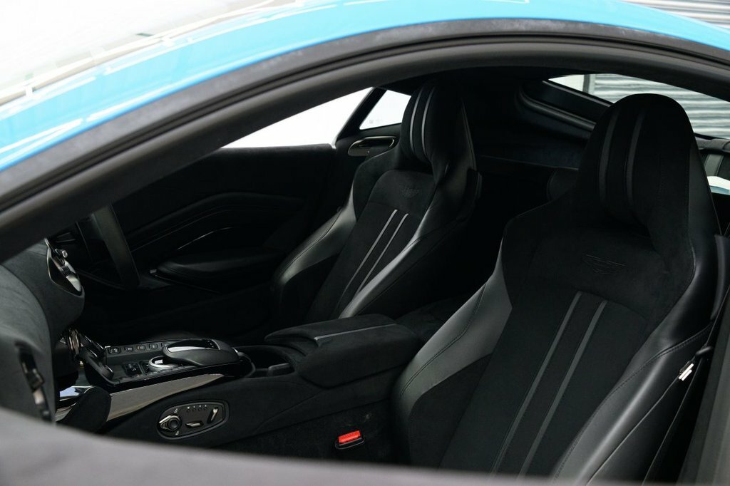 Aston Martin Vantage Hatchback White #31