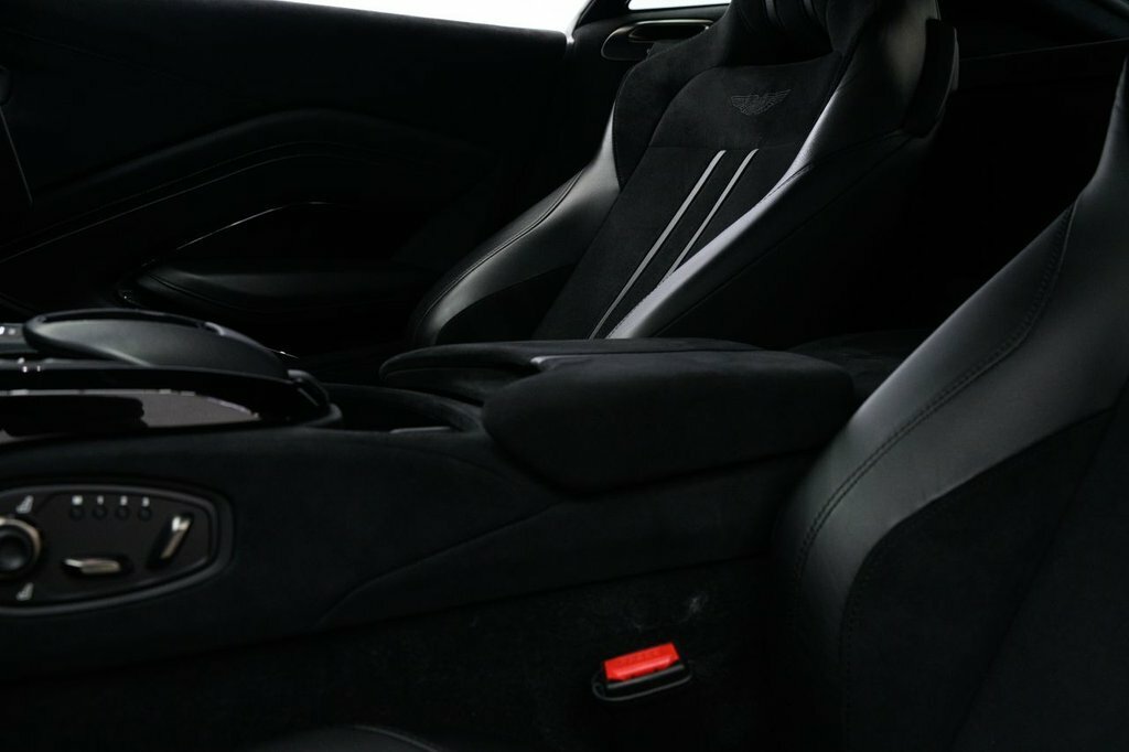 Aston Martin Vantage Hatchback White #39