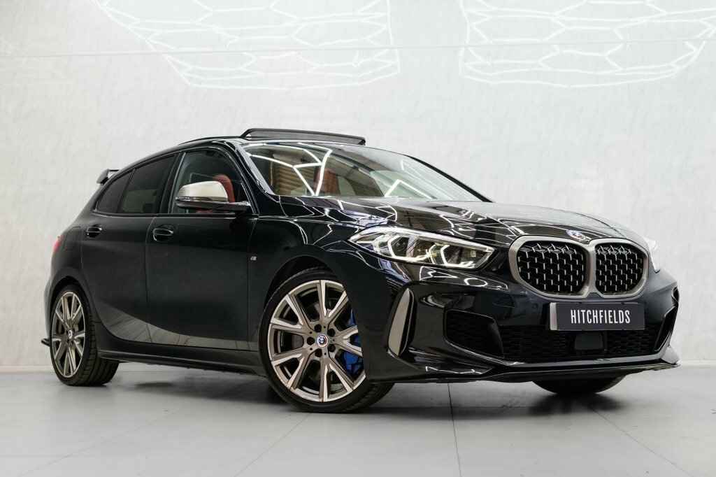 BMW 1 Series Hatchback RY19DEY Black #2