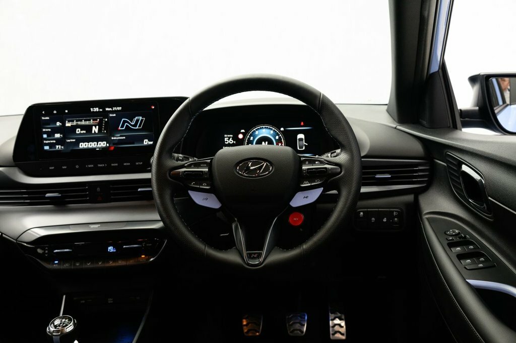 Hyundai I20 Se Connect Red #33