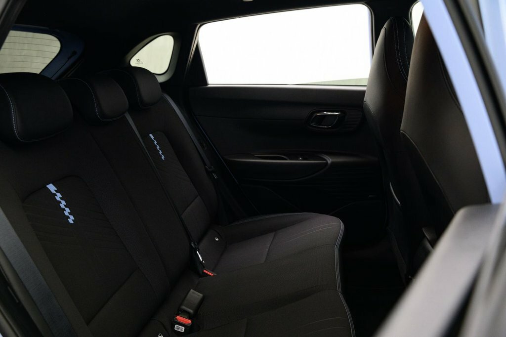 Hyundai I20 Se Connect Red #19