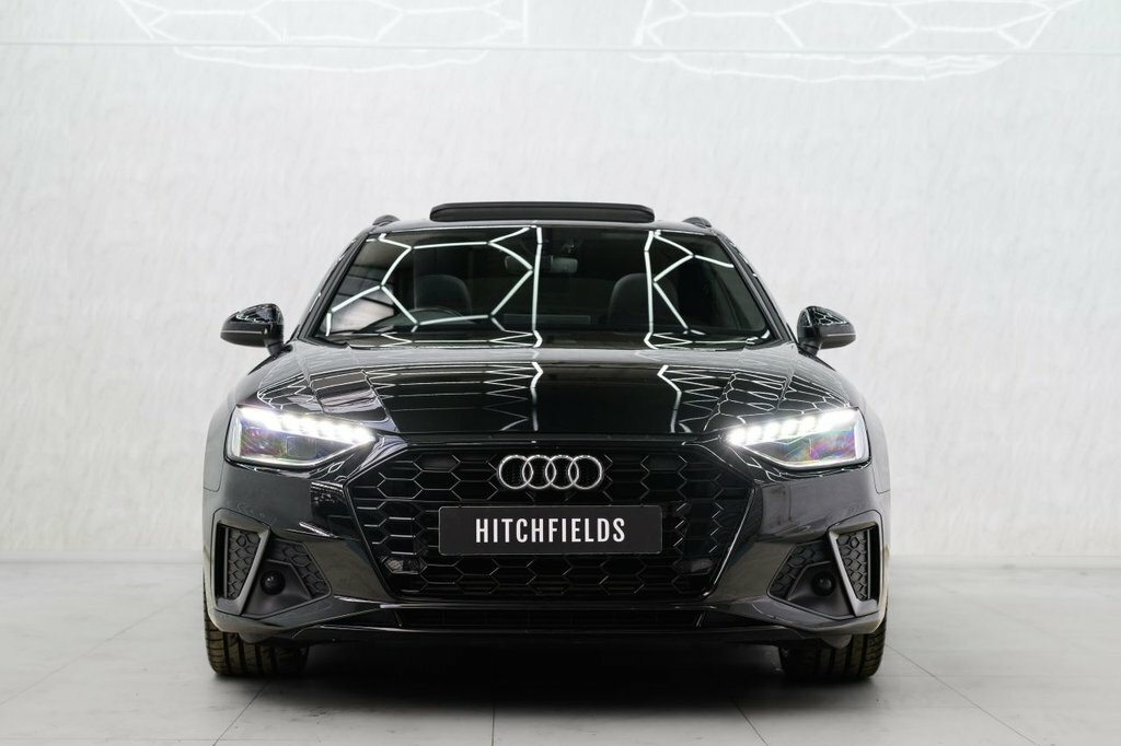 Audi A4 Avant 2L Black Edition YY21NBN Black #4