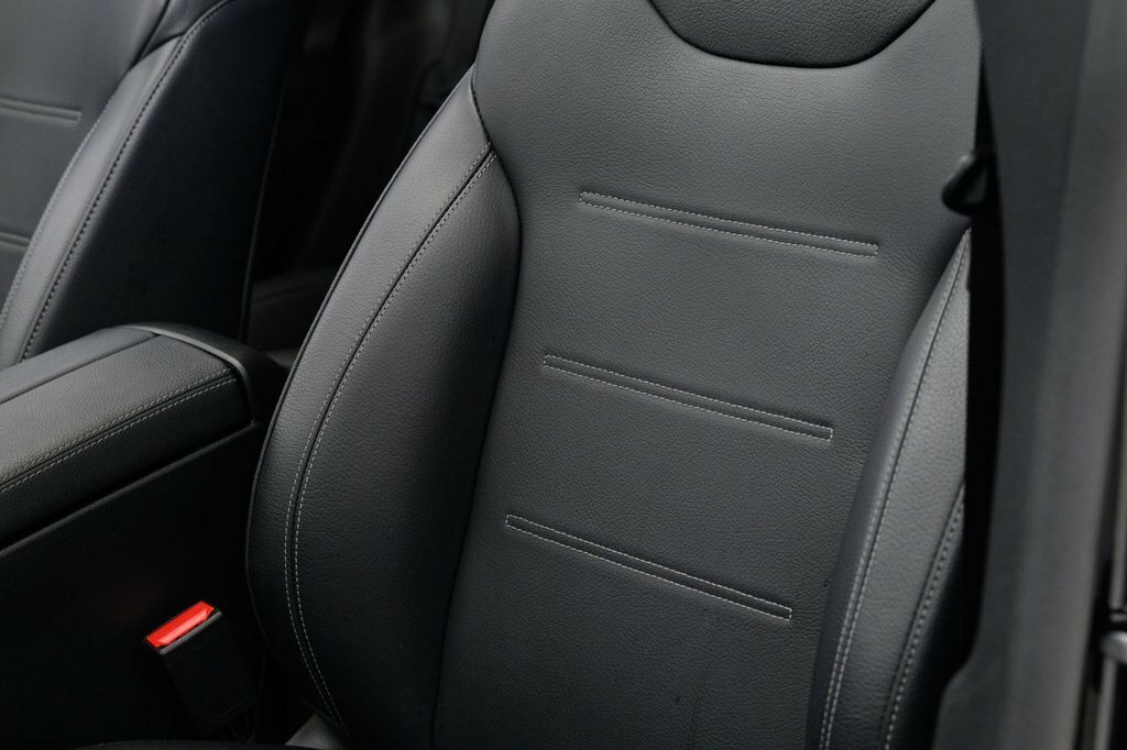 Mercedes-Benz CLA Class Cla 220D Amg Line Premium Plus Tip Blue #26