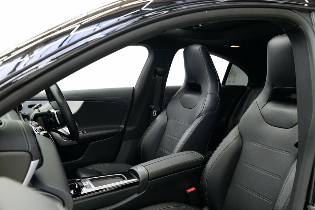 Mercedes-Benz CLA Class Cla 220D Amg Line Premium Plus Tip Blue #24