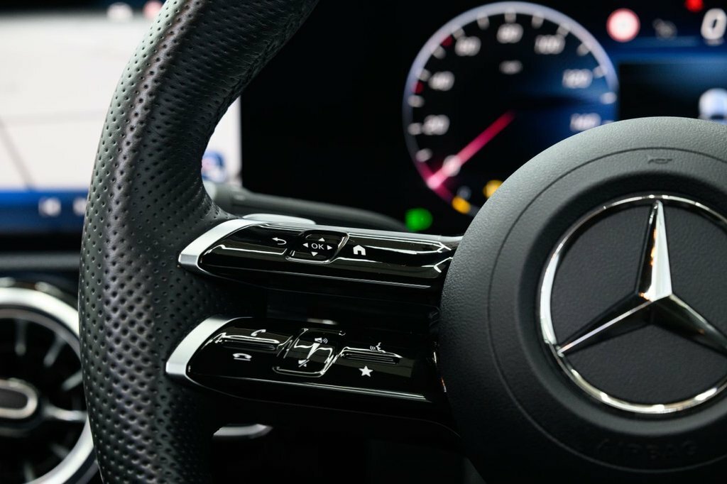 Mercedes-Benz CLA Class Cla 220D Amg Line Premium Plus Tip Blue #34