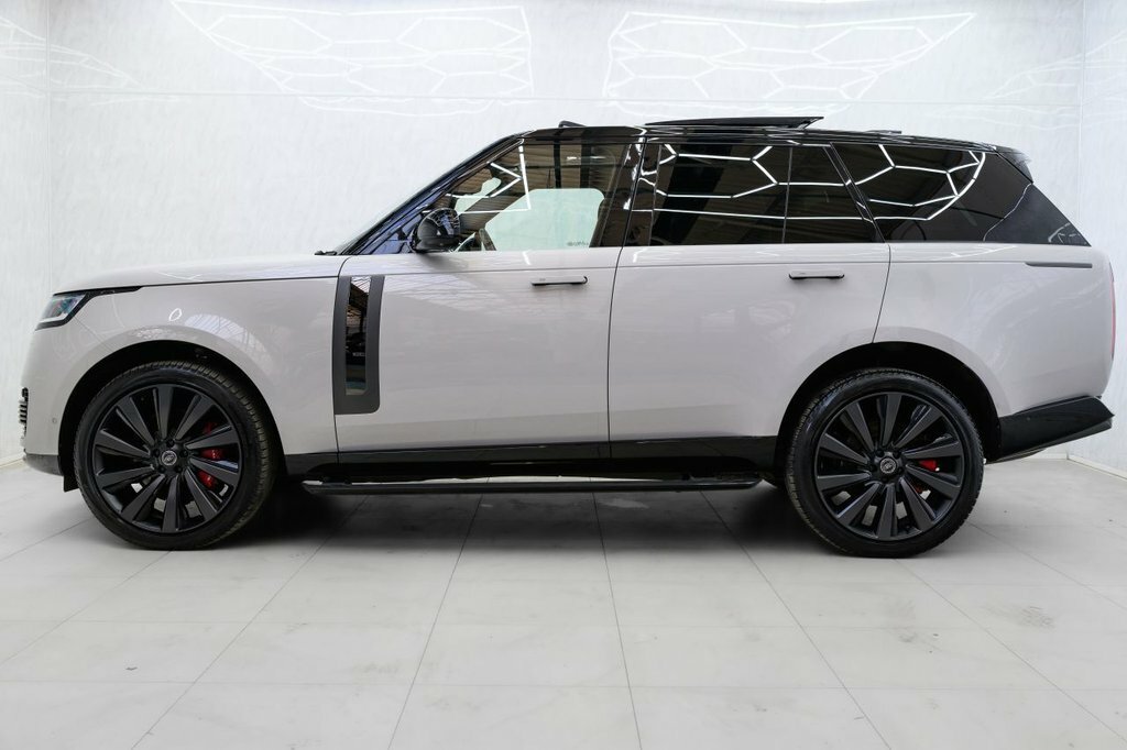 Land Rover Range Rover 4.4L Sv Grey #6