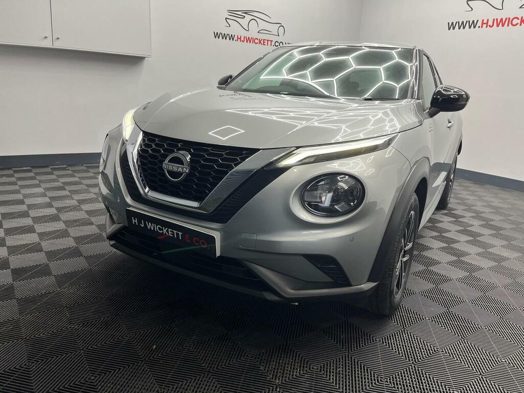 Nissan Juke Suv 1.0 Dig-t N-connecta Dct Euro 6 Ss DN74SZD Silver #2