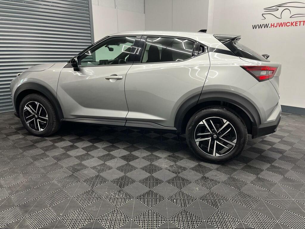 Nissan Juke Suv 1.0 Dig-t N-connecta Dct Euro 6 Ss DN74SZD Silver #4