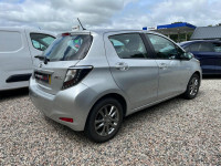 Toyota Yaris 1.33 Vvt-i Icon Black #9