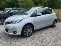 Toyota Yaris 1.33 Vvt-i Icon Black #10