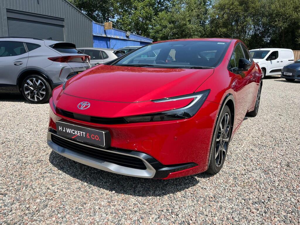 Toyota Prius 2.0 13.6Kwh Excel Cvt Euro 6 Ss Red
