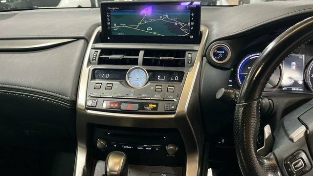 Lexus NX 300H 2.5 F-sport Cvt Takumi Packpanroof Silver #8